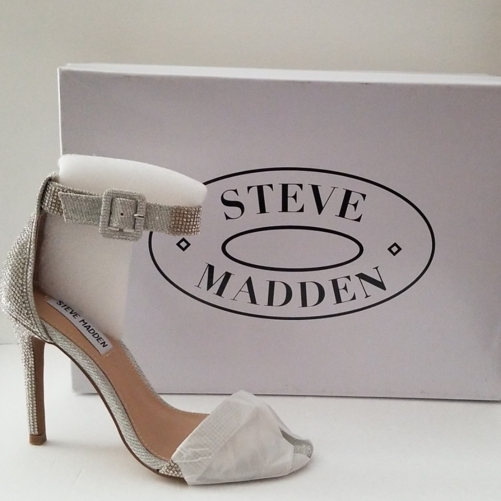 NIB Steve Madden Masquerade Rhinestone Heels (6)
